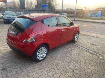 Lancia Ypsilon 1.2 8v Silver s/c.traz.,esp ecochic Gpl 69cv Argento usata Bollate