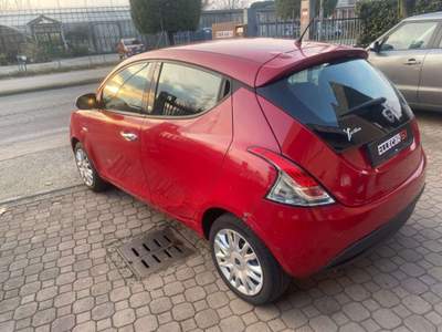 Lancia Ypsilon 1.2 8v Silver s/c.traz.,esp ecochic Gpl 69cv Argento usata Bollate