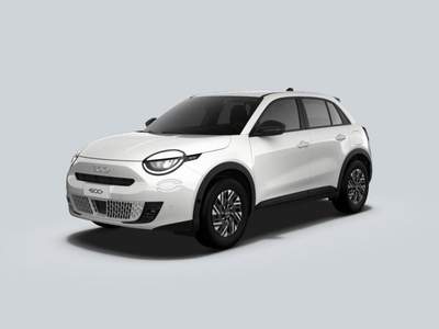 Fiat 600 Hybrid DCT MHEV Bianco usata Spadafora