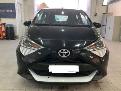 Toyota Aygo Connect 1.0 VVT-i 72 CV 5 porte x-play Nero usata Spadafora