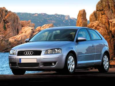 Audi A3 1.9 TDI Ambition Blu/Azzurro usata MAGENTA