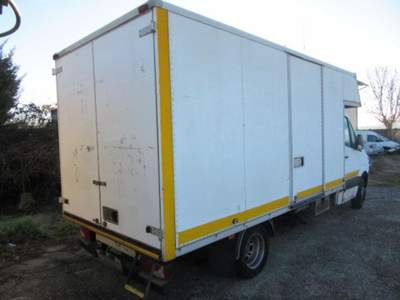 Mercedes-Benz Sprinter T43/35 416 CDI Cabinato Bianco usata MAGENTA