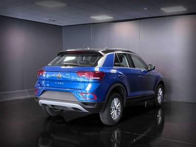 Volkswagen T-Roc 1.0 TSI 110cv Life RESTYLING PREZZO REALE Blu/Azzurro usata Castelletto Sopra Ticino