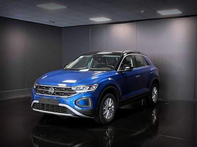 Volkswagen T-Roc 1.0 TSI 110cv Life RESTYLING PREZZO REALE Blu/Azzurro usata Castelletto Sopra Ticino