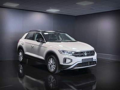 Volkswagen T-Roc 1.0 TSI 110cv Life RESTYLING PREZZO REALE Grigio usata Castelletto Sopra Ticino