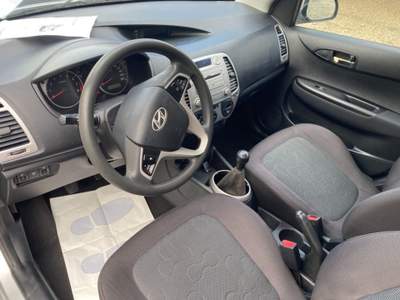 Hyundai i20 1.2 5p. Comfort Grigio usata Giarre