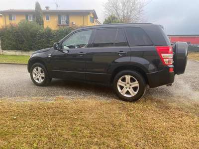 Suzuki Grand Vitara 1.9 DDiS 5 porte Executive Nero usata Nuvolera