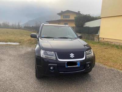 Suzuki Grand Vitara 1.9 DDiS 5 porte Executive Nero usata Nuvolera