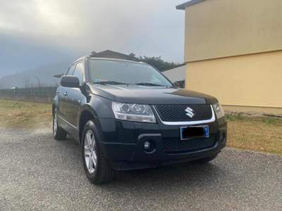 Suzuki Grand Vitara 1.9 DDiS 5 porte Executive Nero usata Nuvolera