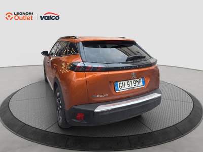 Peugeot 2008  - e-2008 allure pack 100kw Arancione usata ROMA
