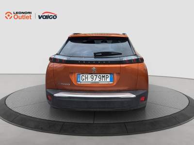 Peugeot 2008  - e-2008 allure pack 100kw Arancione usata ROMA