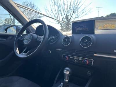 Audi A3 30 g-tron S tronic Sport   TG FX348ZE Blu/Azzurro usata Oderzo