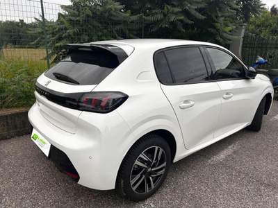 Peugeot 208 PureTech 100 Stop&Start 5 porte GT Pack Bianco usata Potenza