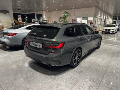 BMW Serie 3 320d d 48V xDrive Touring Msport Grigio usata Magenta