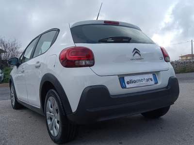 Citroen C3  PureTech 82 Feel Edition Bianco usata Modica