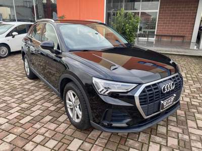 Audi Q3 2.0 TDI 150 CV Business Nero usata OSSONA