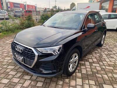 Audi Q3 2.0 TDI 150 CV Business Nero usata OSSONA