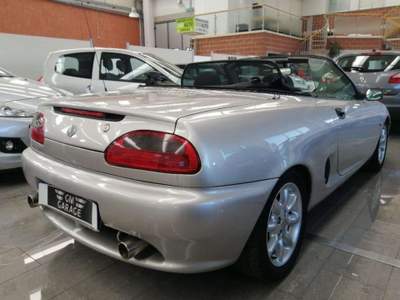 MG MG F 1.6i Argento usata OSSONA
