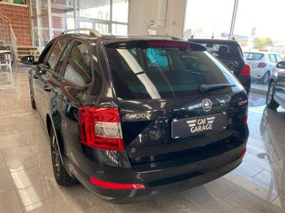Skoda Octavia 1.4 TSI Wagon Elegance Nero usata OSSONA