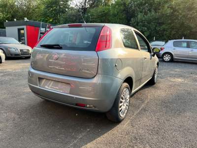 Fiat Punto Tenuta Benissimo Grigio usata Desenzano del Garda