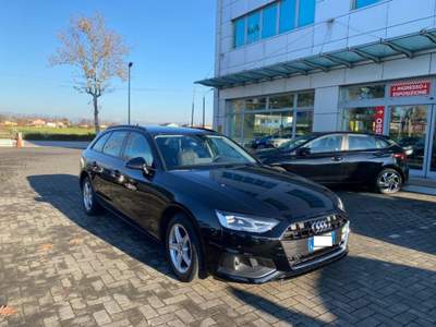 Audi A4 Avant 30 TDI/136 CV S tronic Nero usata Treviso