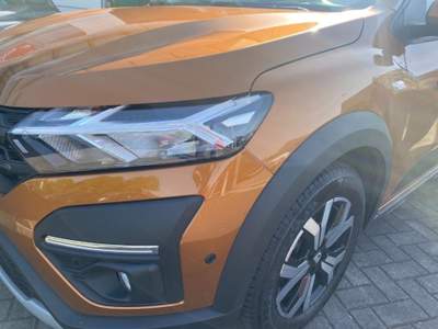 Dacia Sandero Stepway 1.0 TCe 90 CV Comfort Bronzo usata Treviso