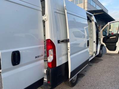 Peugeot Boxer 333 2.2 BlueHDi 140 S&S PLM-TM Furgone Bianco usata Treviso