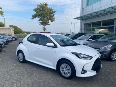 Toyota Yaris 1.5 5 porte Active Grigio usata Treviso
