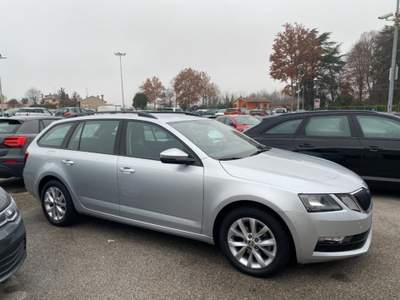 Skoda Octavia 1.6 TDI SCR 115 CV Wagon Ambition Argento usata Treviso