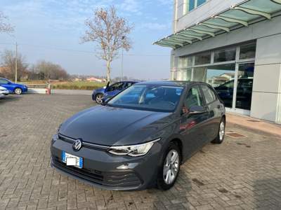 Volkswagen Golf 1.0 eTSI EVO DSG Life Grigio usata Treviso