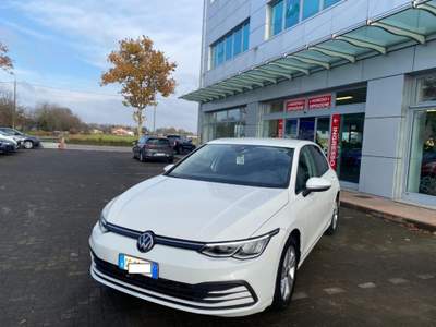 Volkswagen Golf 1.5 TGI DSG Life Bianco usata Treviso