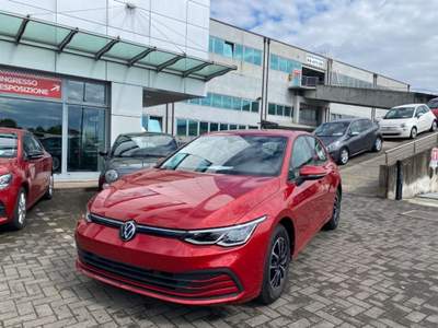 Volkswagen Golf 1.0 TSI EVO  neopatentati Rosso usata Treviso
