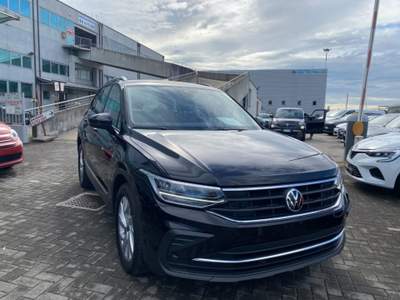 Volkswagen Tiguan 1.5 TSI 150 CV ACT active Nero usata Treviso