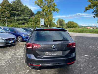 Volkswagen Passat 1.5 TSI ACT DSG Business Grigio usata Treviso