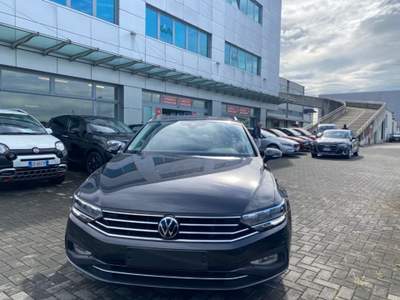 Volkswagen Passat 1.5 TSI ACT DSG Business Grigio usata Treviso