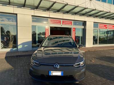 Volkswagen Golf 1.5 TGI DSG Life Grigio usata Treviso