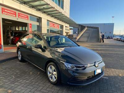 Volkswagen Golf 1.5 TGI DSG Life Grigio usata Treviso