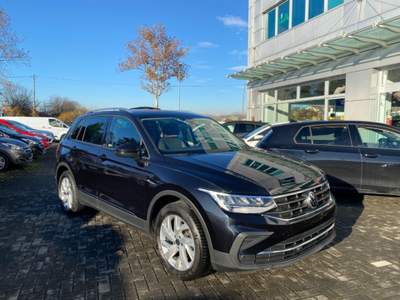 Volkswagen Tiguan 1.5 TSI 150 CV ACT active Nero usata Treviso
