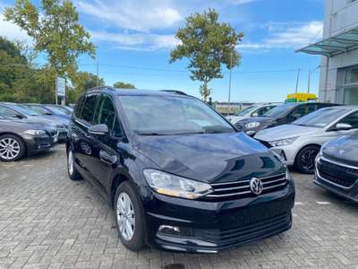 Volkswagen Touran 2.0 TDI 150 CV SCR DSG Business BlueMotion Technol Nero usata Treviso