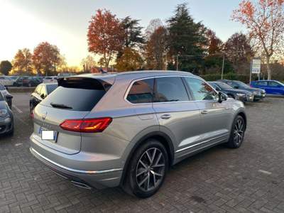 Volkswagen Touareg 3.0 V6 TDI 286 CV SCR Advanced Argento usata Treviso