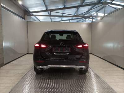 Mercedes-Benz GLA d Automatic Progressive Advanced Nero usata Magenta