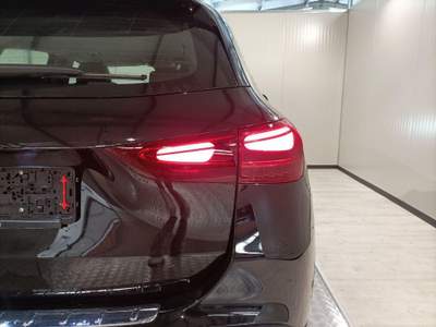 Mercedes-Benz GLA d Automatic Progressive Advanced Nero usata Magenta