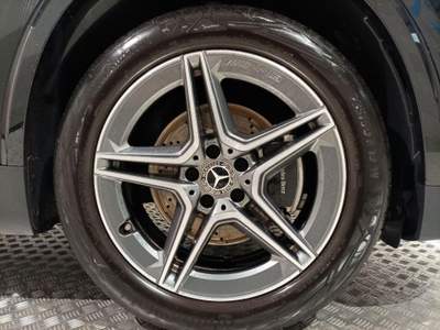 Mercedes-Benz GLA Automatic AMG Line Premium Nero usata Magenta