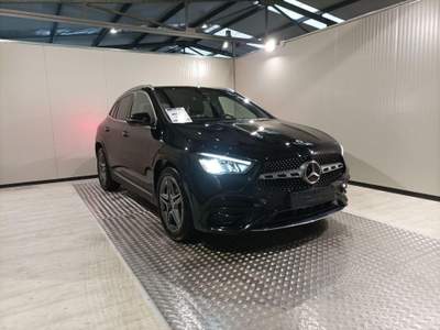 Mercedes-Benz GLA Automatic AMG Line Premium Nero usata Magenta