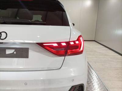 Audi A1 SPB 30 TFSI Identity Black usata Dormelletto