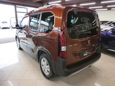 Peugeot Rifter 1.2 PureTech 110 Cv Allure - Camera, Navi, LED ecc Arancione usata Boves
