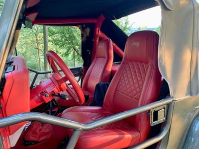 Jeep Wrangler 2.5 Laredo Verde usata Moncalvo
