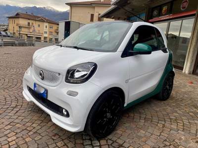 Smart ForTwo 70 1.0 Superpassion Bianco usata Costa Volpino