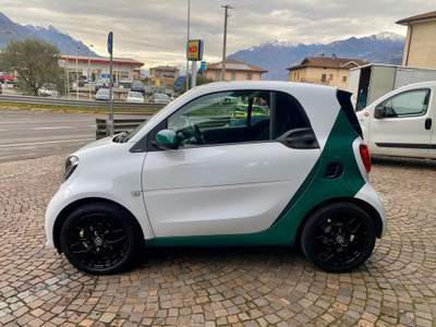 Smart ForTwo 70 1.0 Superpassion Bianco usata Costa Volpino