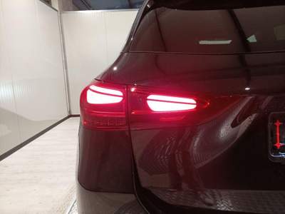 Mercedes-Benz GLA Automatic Progressive Advanced Nero usata Magenta